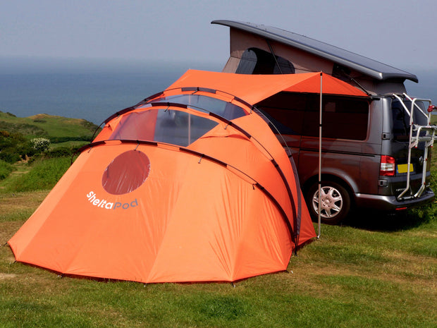 SheltaPod awning works with any vehicle from SUVs, vans and jeeps to caravans, campers, campervans and motorhomes. It can be used as a sun canopy, half dome, 4 person tent and driveaway awning. A family tent for camping, small pack size and lightweight.